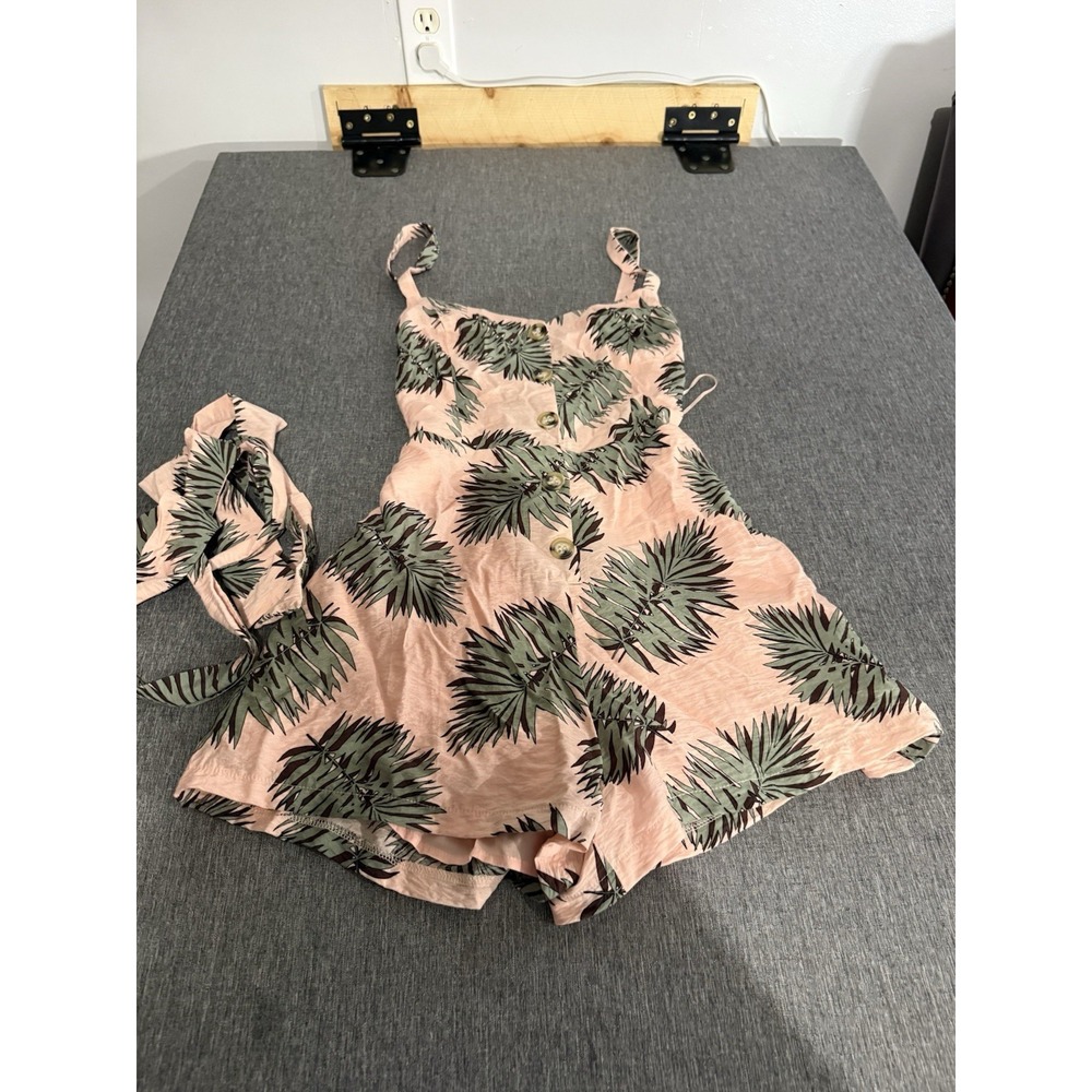 Lush Women's Pink Leaf Print Romper Coastal Beach Sz M